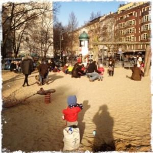 Die Spielplatz-Saison auf dem Kollwitzplatz ist eröffnet!