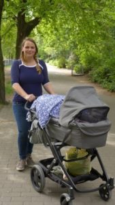 DAS BABY IST DA! Nun konnte Nina ihren „Wünsche an StadtLandMama“-Britax wirklich testen.