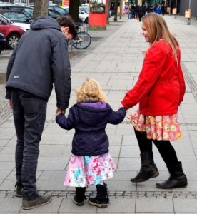 „Mein Bruder war drogensüchtig, da nahmen wir seine Tochter auf“ – Gastbeitrag von Cindy