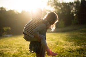 Finanzelle Vorsorge: So spart ihr richtig clever für die Kinder