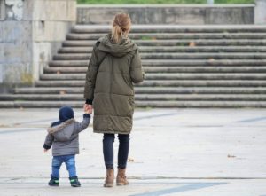 Alleinerziehende Frauen müssen aus der Opferrolle raus kommen!